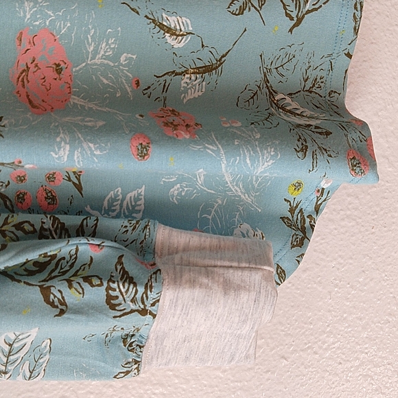 This is J Henley Harem Long Sleeve Bamboo Jammers Pajama Top and Headband New - Picture 3 of 8